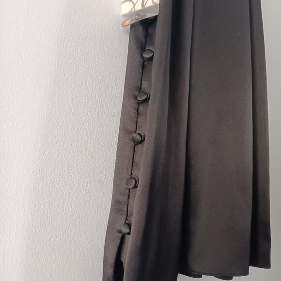 Milly Black Silk Halter Blouse Metal Flower Detail 8 NWT - Picture 8 of 13